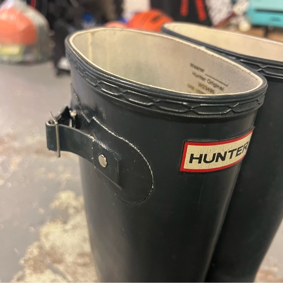 Hunter Rain boots (tall, navy) - Picture 6 of 10